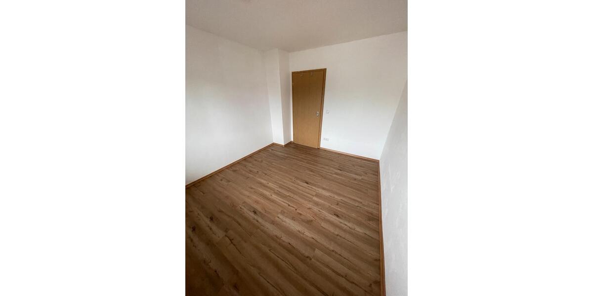 Etagenwohnung Altenstadt an der Waldnaab - 3 Zimmer, 78 m&sup2;, 700&euro; | Angebot:25170485