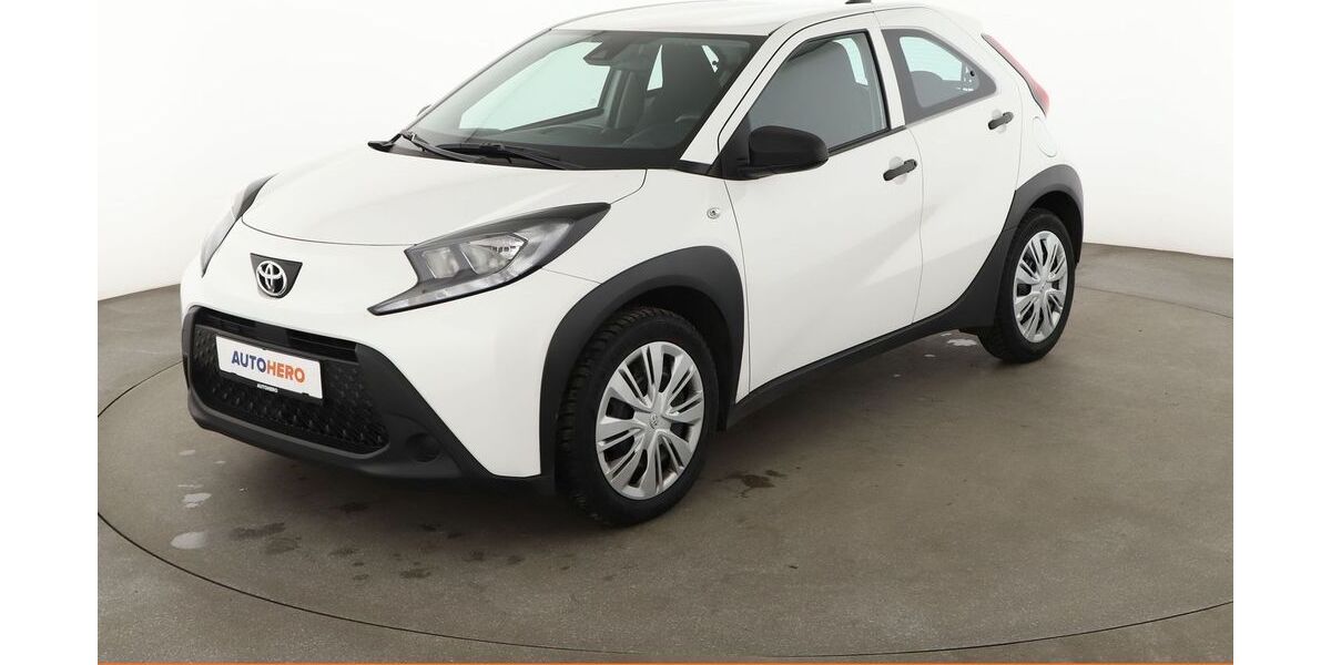 Toyota Aygo (X) 49.335 km 12.850 &euro; Leipzig 04328