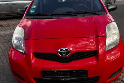 Toyota Yaris 210.000 km 1.990 &euro; Lebach 66822