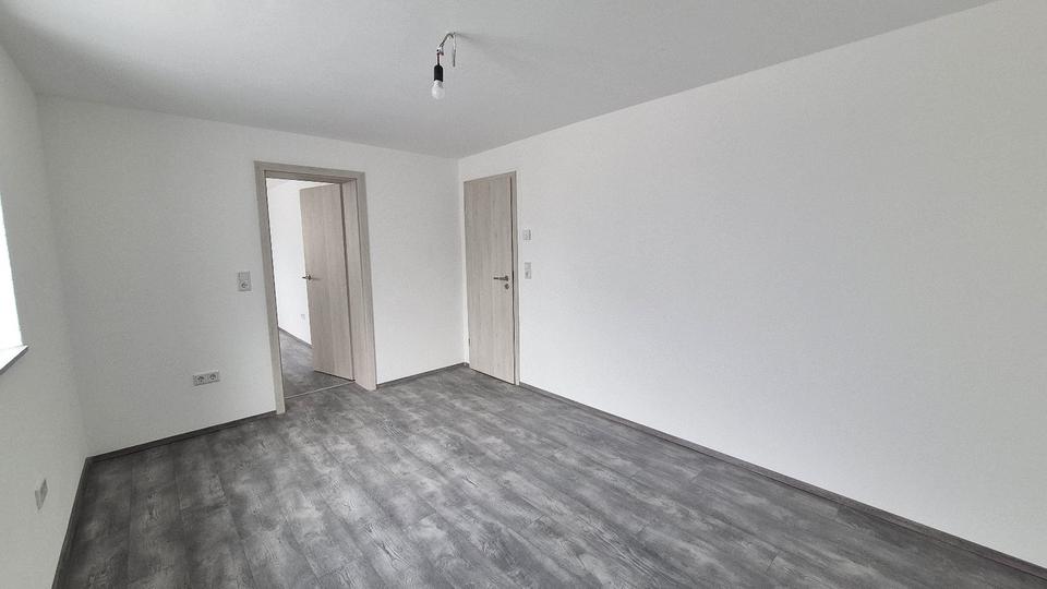 Etagenwohnung Bad Neustadt an der Saale - 2.5 Zimmer, 62 m&sup2;, 630&euro; | Angebot:26399547