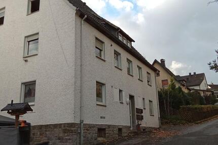 SOFORT NEU ZU VERMIETEN: Ein-Zimmer-Dachgeschosswohnung in Meschede-Freienohl zimmer