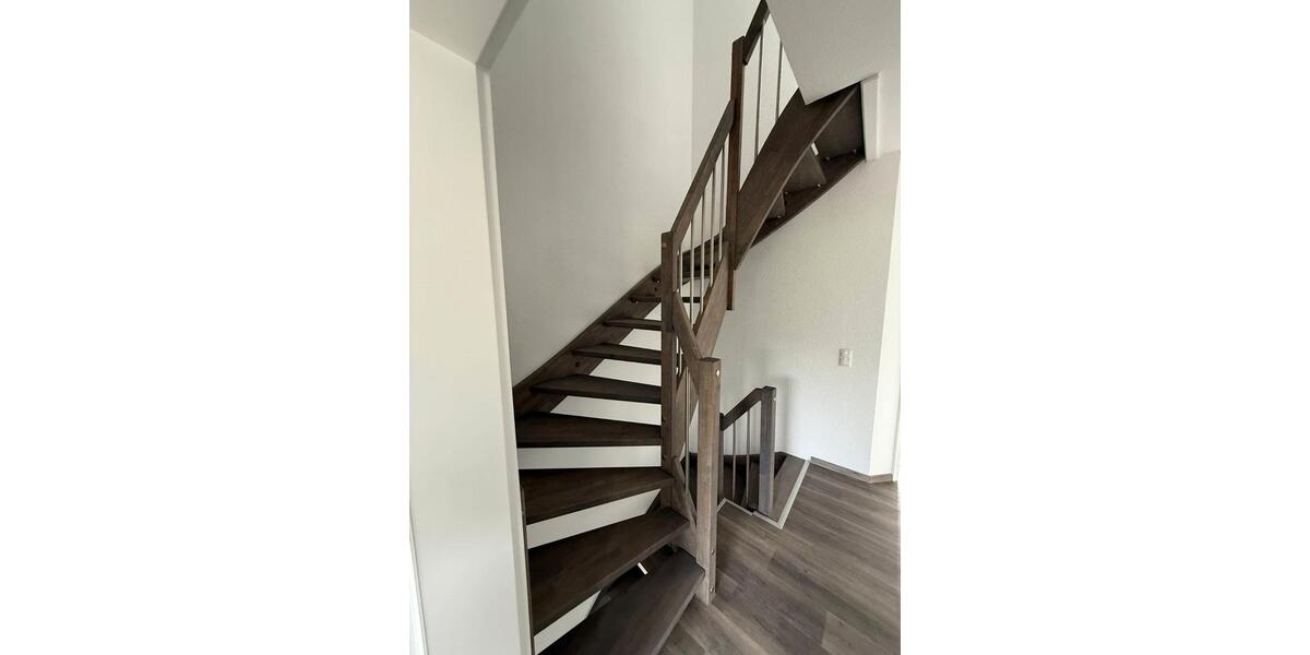Reihenhaus Oldenburg Eversten - 6 Zimmer, 135 m&sup2;, 1.850&euro; | Angebot:25364112