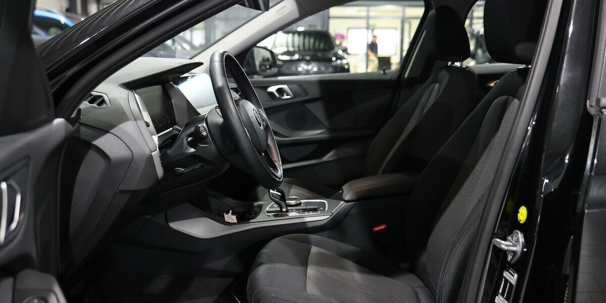 BMW 120d Advantage / LED / LIVE-COCKPIT-PRO+NAVI+ 98.000 km 20.991 &euro; Hamm 59077