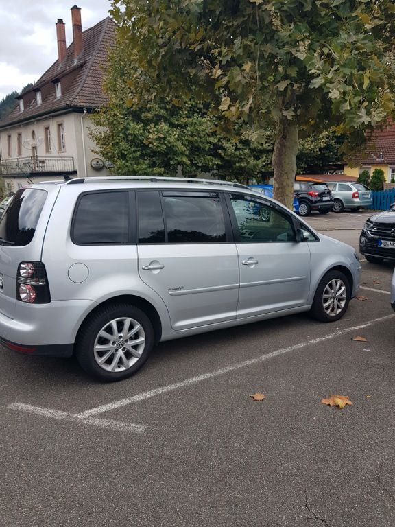 VW Touran 134.000 km 7.500 € Eberbach 69412