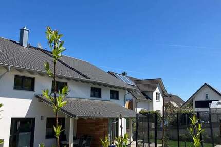 Haus Train Mallmersdorf - 5 Zimmer, 120 m&sup2;, 1.250&euro; | Angebot:26398632