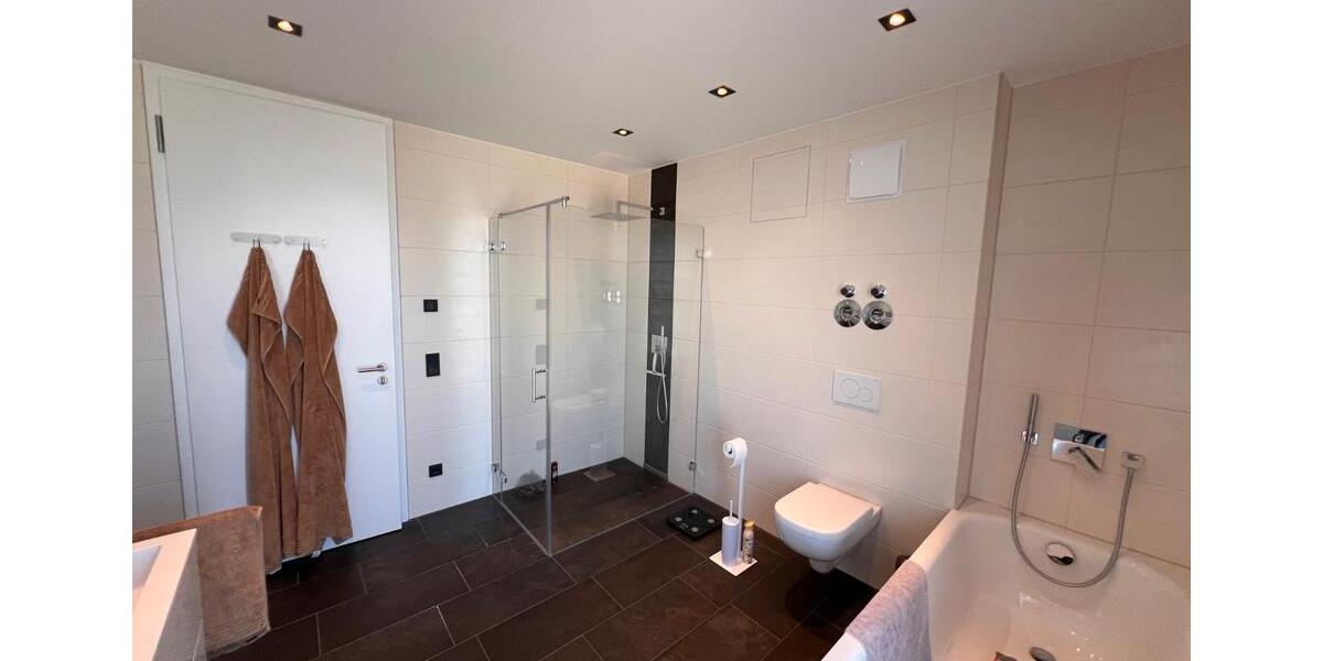 Einfamilienhaus Nürnberg Langwasser - 3 Zimmer, 115 m&sup2;, 2.080&euro; | Angebot:26413628