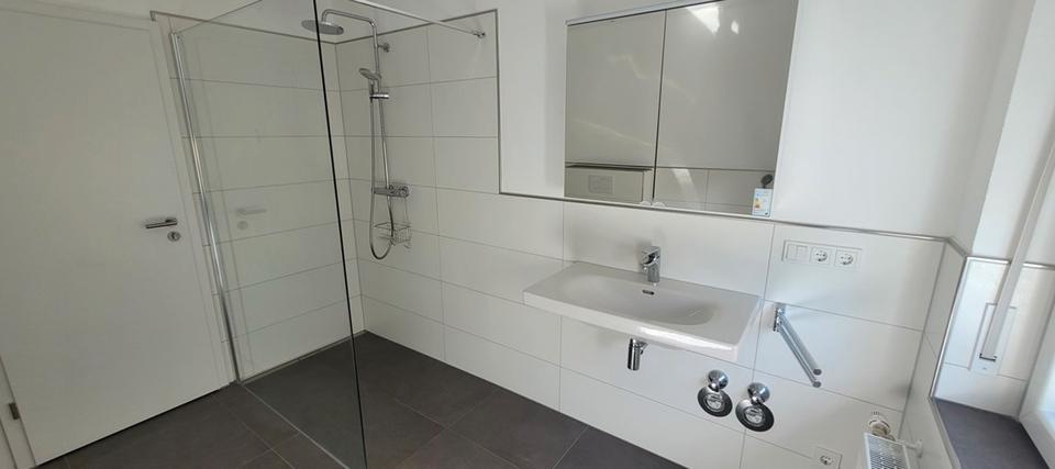 Hochparterre Hünfeld - 4 Zimmer, 94 m&sup2;, 730&euro; | Angebot:26289193