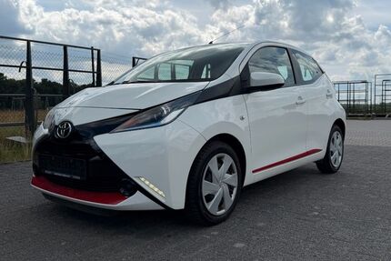 Toyota Aygo (X) 120.000 km 5.999 &euro; Lampertheim-Hüttenfeld 68623