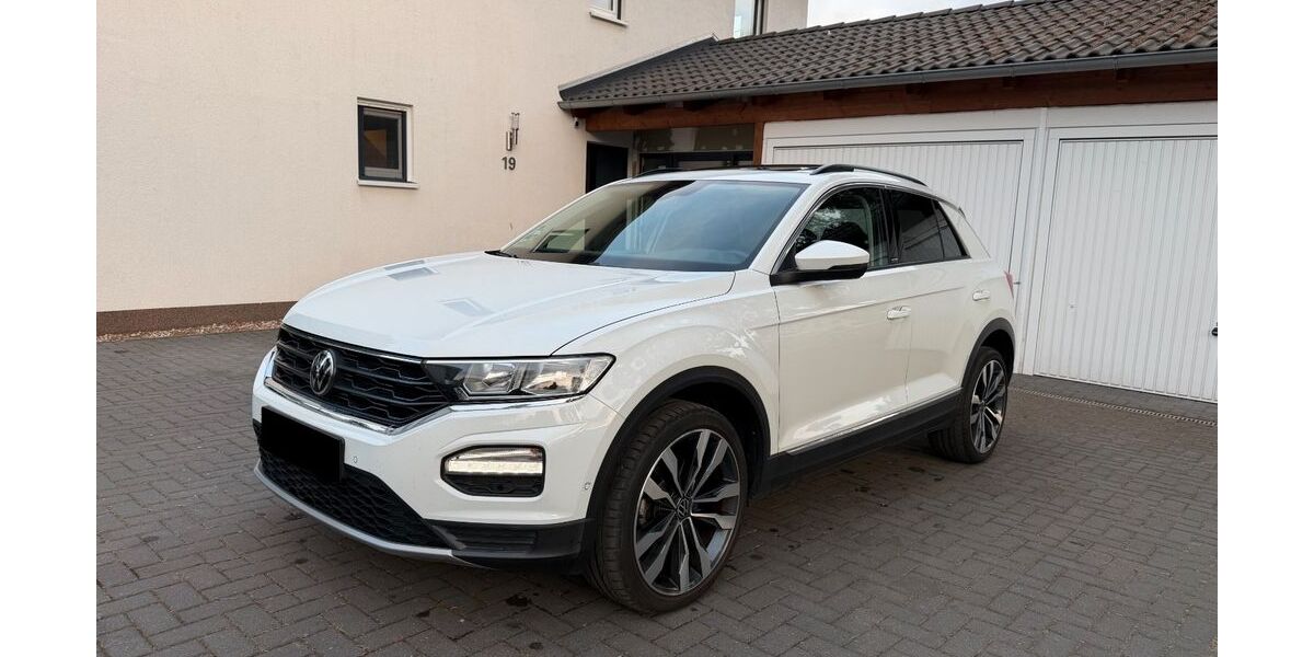 VW T-Roc 185.000 km 16.900 &euro; Blankenfelde-Mahlow (bei Berlin) 15831