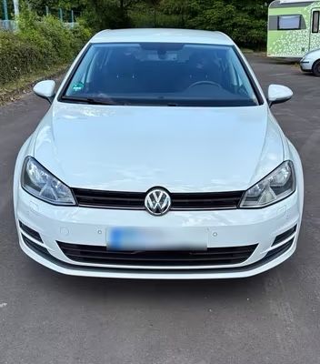 VW Golf 131.200 km 10.800 &euro; Kirchen 57548