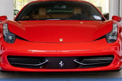 Ferrari 458 15.250 km 191.111 € Markranstädt 04420