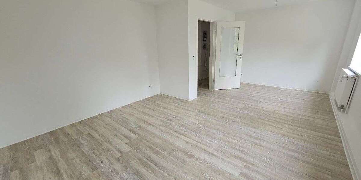 Etagenwohnung Magdeburg Hopfengarten - 4 Zimmer, 86 m&sup2;, 857&euro; | Angebot:27085835