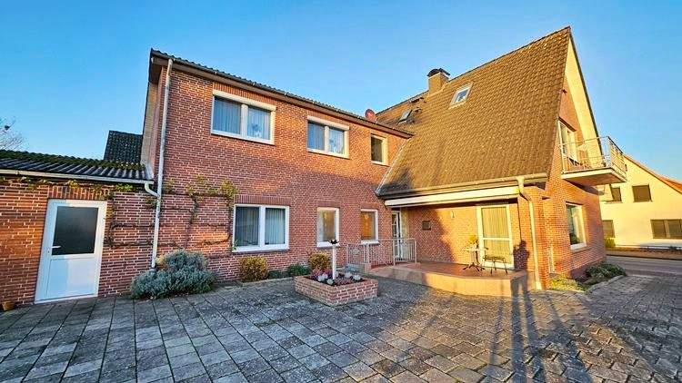 Einfamilienhaus Gnarrenburg - 7 Zimmer, 226 m&sup2;, 265.000&euro; | Angebot:25701486