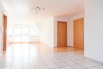 Dachgeschoßwohnung Staufenberg - 3 Zimmer, 96 m&sup2;, 950&euro; | Angebot:26395144