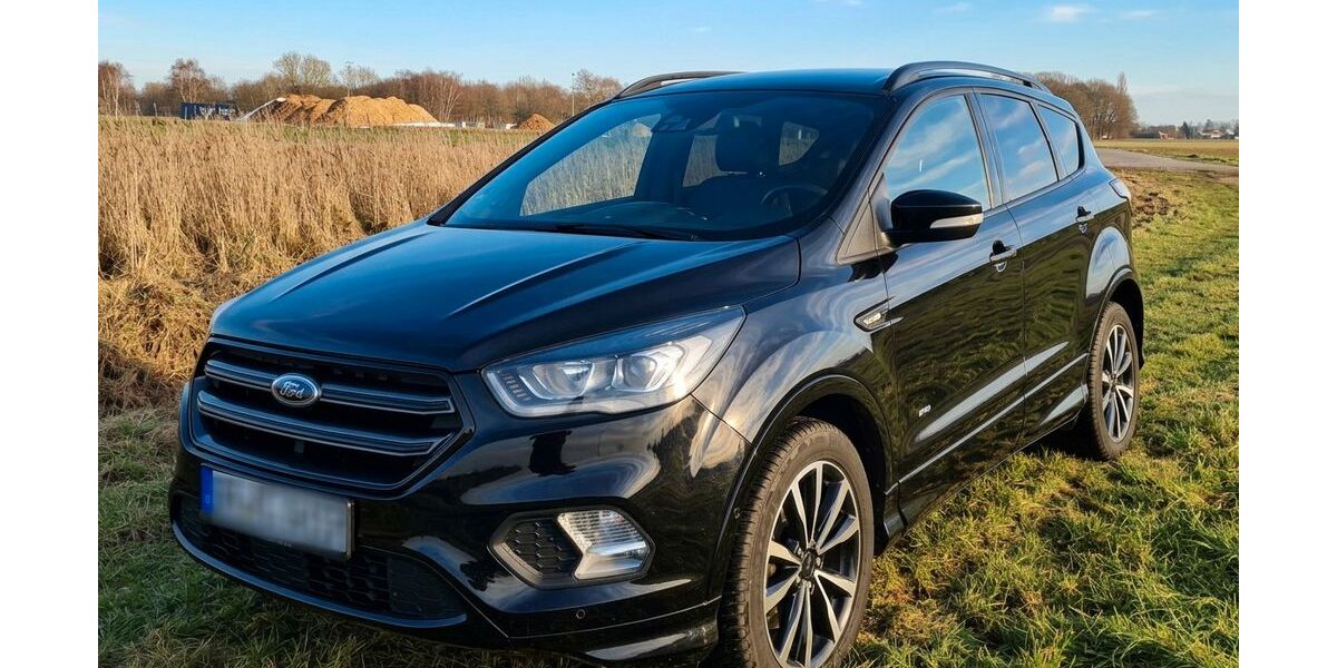 Ford Kuga 138.110 km 15.990 &euro; Minden 32425