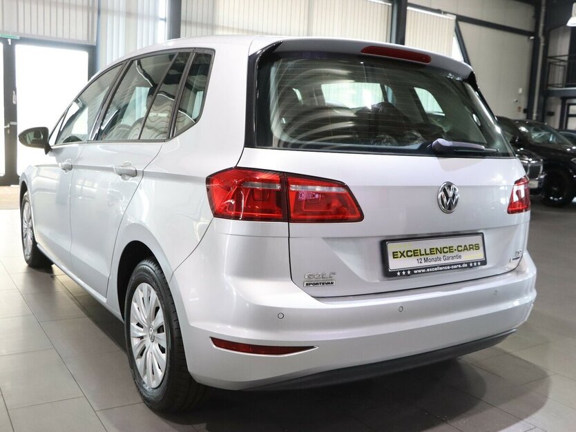 VW Golf Sportsvan 1.2 TSI / 2-ZONEN-KLIMAAUTOMATIK 120.000 km 8.777 € Hamm 59077