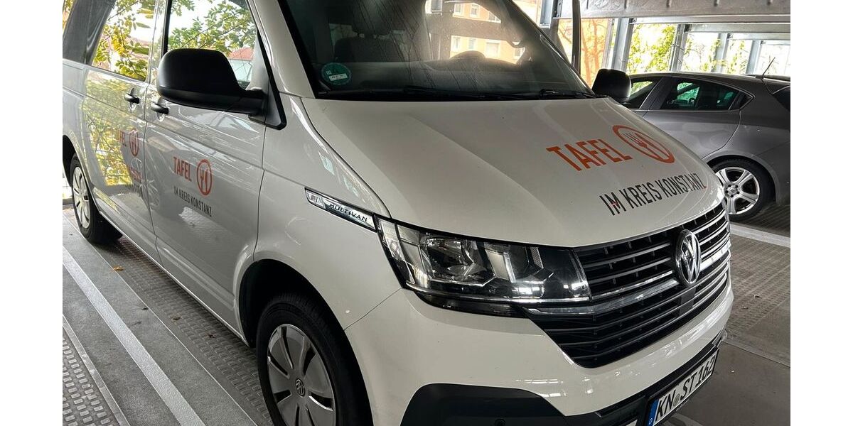 VW T6 Multivan 15.700 km 41.500 &euro; Rielasingen-Worblingen 78239