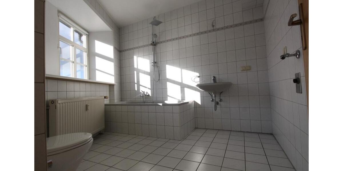 Etagenwohnung Dingelstädt - 2 Zimmer, 82 m&sup2;, 450&euro; | Angebot:25512324