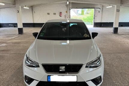 Seat Ibiza 29.200 km 16.500 &euro; Hamburg 22305