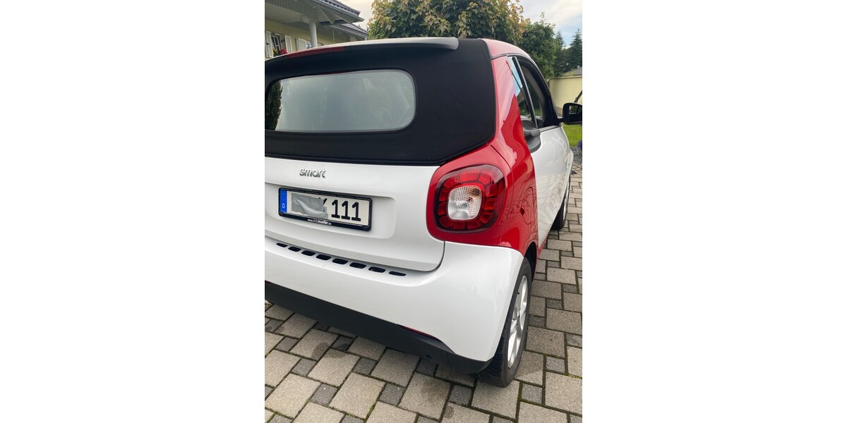 Smart Fortwo Cabrio 34.750 km 11.800 € Auerbach 09392