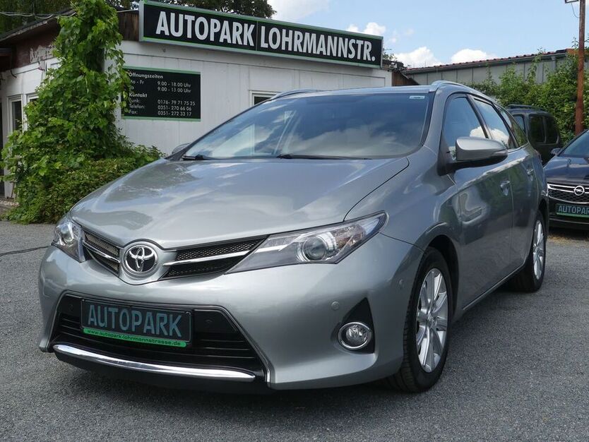 Auris