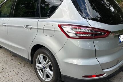 Ford S-Max 85.770 km 17.999 &euro; Gütersloh 33334
