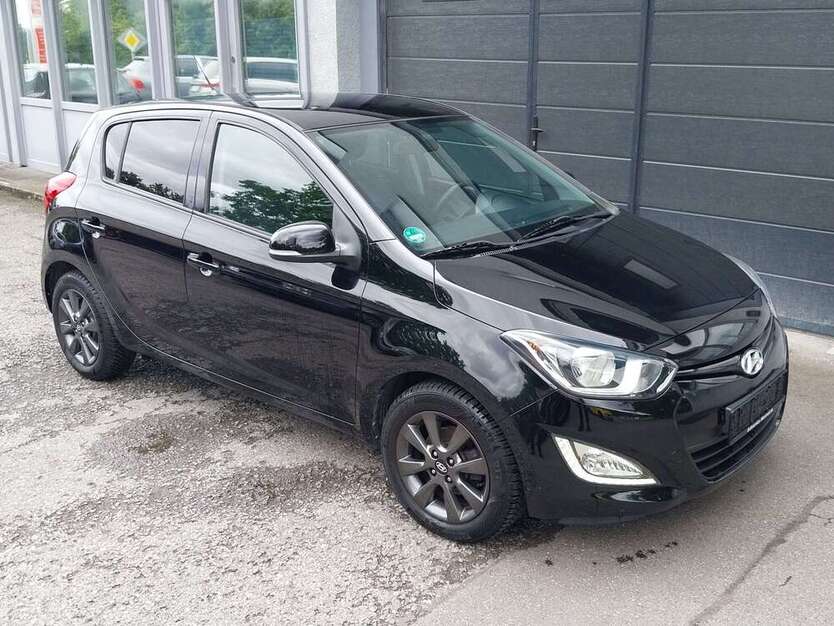 Hyundai i20 50.502 km 7.500 € Wannweil 72827