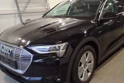 Audi e-tron 255.300 km 17.500 &euro; Suhl 98529