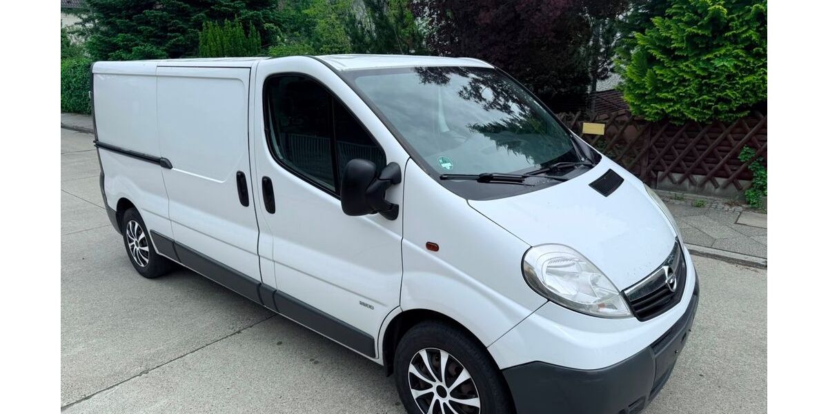 Opel Vivaro 292.000 km 4.200 &euro; Berlin 12249
