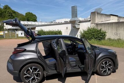 Toyota C-HR 311.000 km 11.000 &euro; Saarbrücken 66121