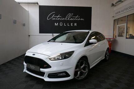 Ford Focus 89.885 km 15.100 &euro; Remscheid 42897