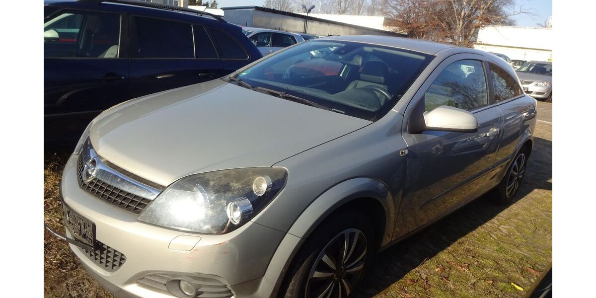 Opel Astra 150.000 km 2.900 &euro; Berlin 12249
