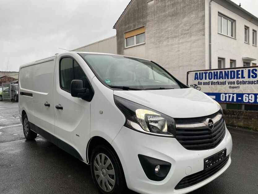 Opel Vivaro 94.000 km 8.899 € Soest 59494