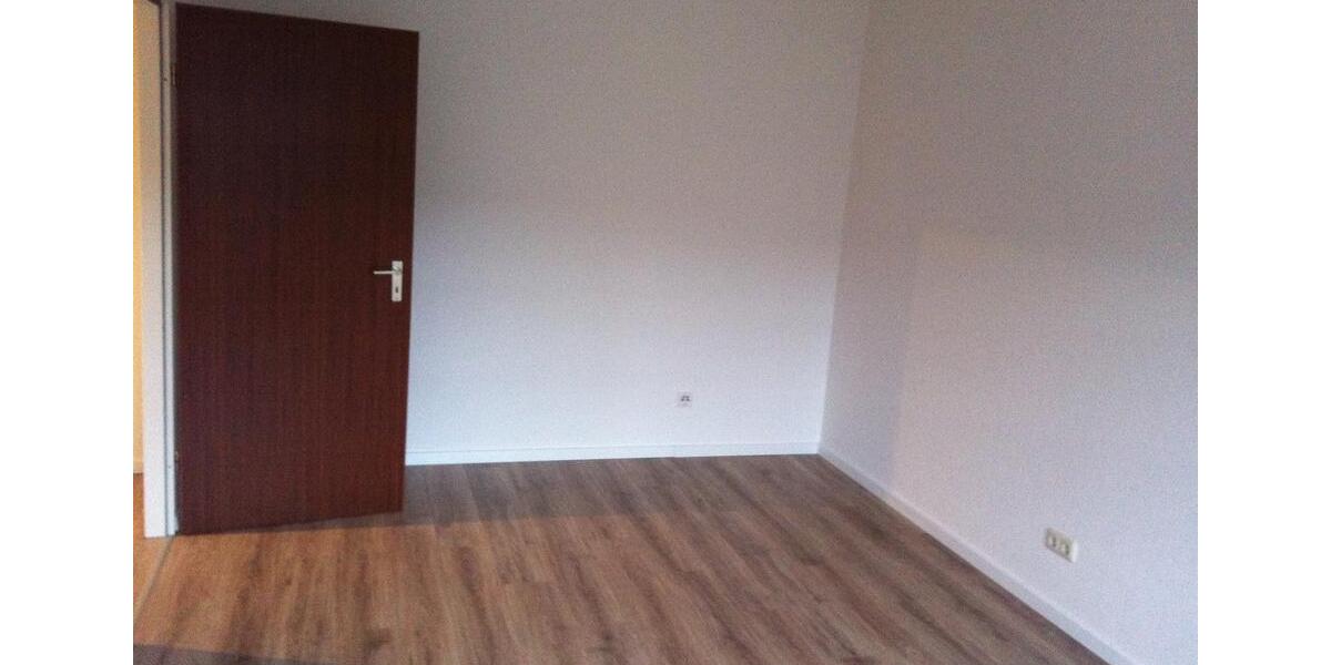Etagenwohnung Mönchengladbach Süd - 4 Zimmer, 115 m&sup2;, 270.000&euro; | Angebot:26398013