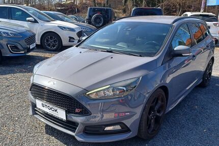 Ford Focus 166.600 km 13.490 &euro; Wiesau 95676