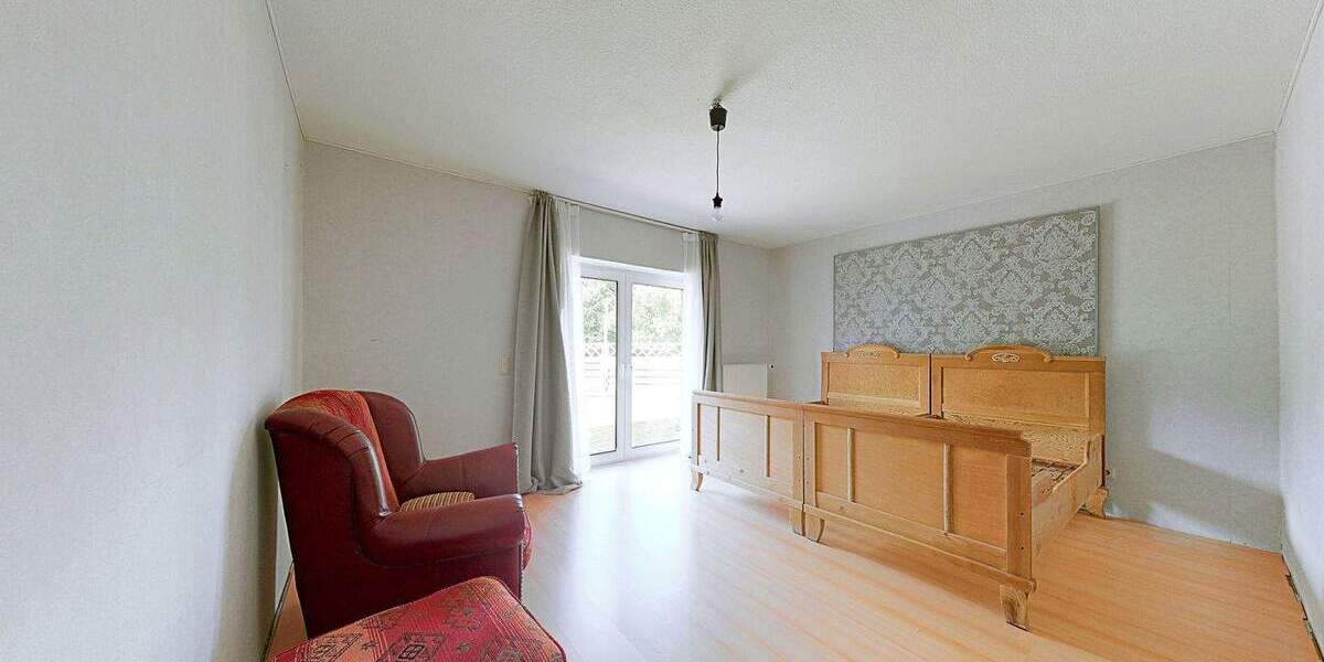 Mehrfamilienhaus, Wohnhaus Dörverden Hülsen - 7 Zimmer, 185 m&sup2;, 279.000&euro; | Angebot:25744859