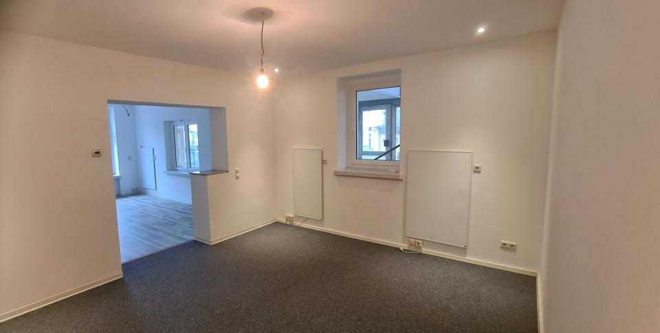 Etagenwohnung Lößnitz - 2 Zimmer, 61 m&sup2;, 460&euro; | Angebot:25087175