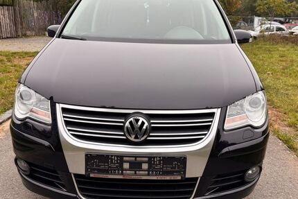 VW Touran 236.000 km 4.650 € Dresden 01097