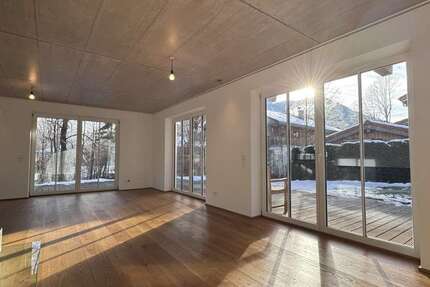 Haus zum Mieten in Schliersee 3.200 € 220 m² 5 zimmer