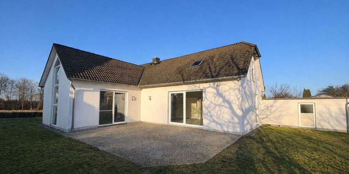 Haus zum Kaufen in Wustermark 520.000 € 181 m² 3 zimmer