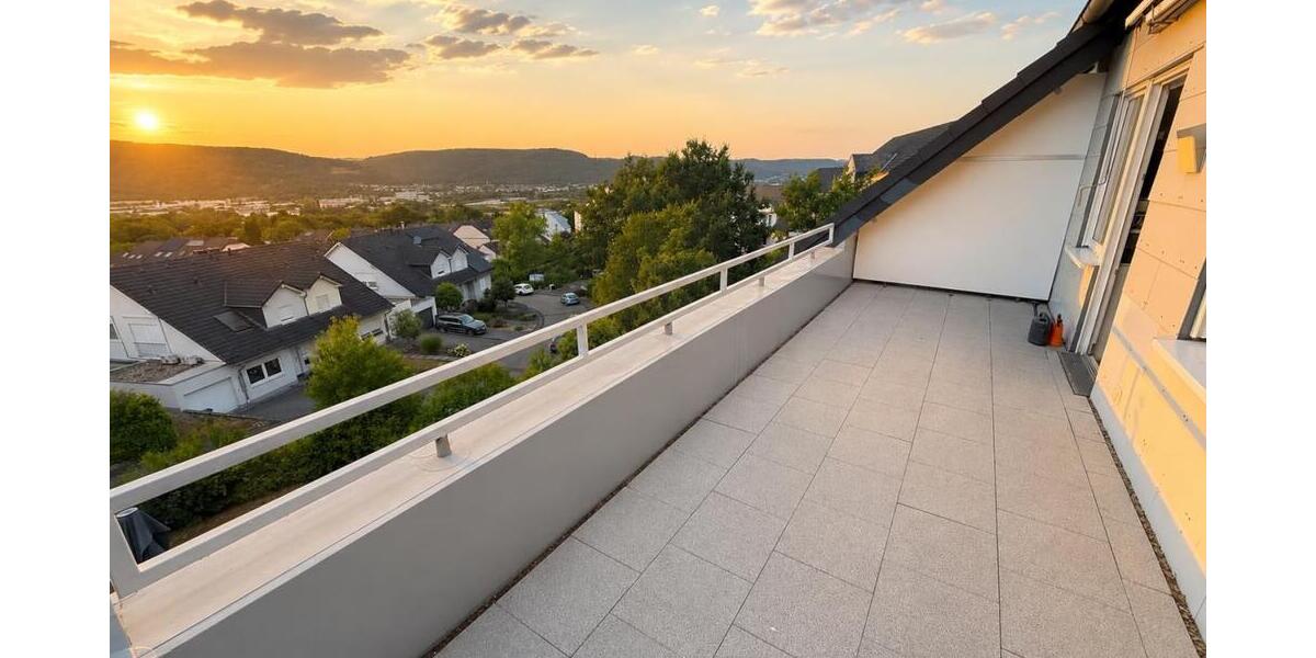 Attraktive Maisonettewohnung mit schöner Dachloggia und tollem Blick in Trier-Feyen - Dachgeschoßwohnung Trier Feyen-Weismark | Angebot:27157120