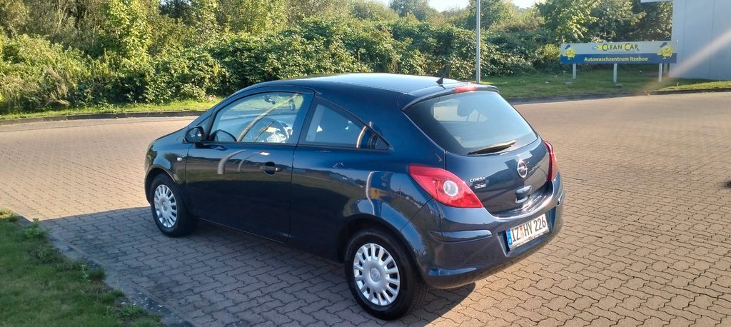 Opel Corsa 160.000 km 4.500 &euro; itzehoe 25524