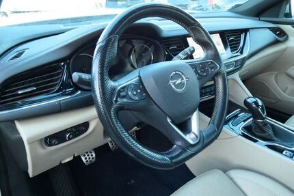 Opel Insignia 112.000 km 14.400 € Tirschenreuth 95643