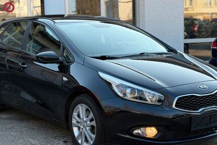 Kia ceed / Ceed 175.000 km 5.999 &euro; Wiesbaden 65203