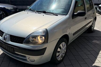 Renault Clio 114.000 km 2.499 &euro; Malsch 76316