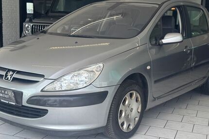 Peugeot 307 145.828 km 3.499 € Mölln 23879