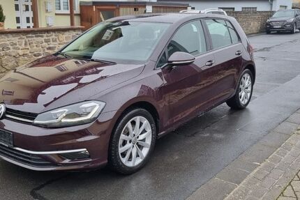 VW Golf 64.000 km 15.990 € Stammheim 97509