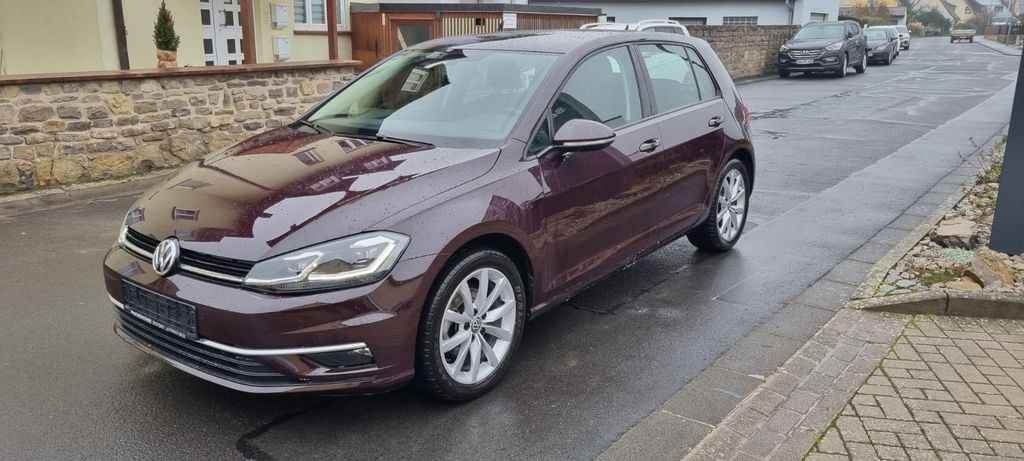 VW Golf 64.000 km 15.990 € Stammheim 97509