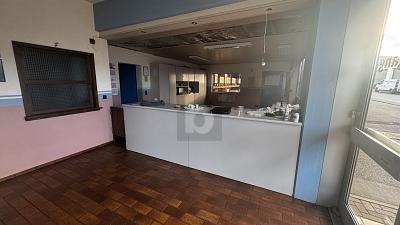 EHEMALIGES AUTOHAUS AN DER B29  IDEAL ALS LAGER! 6 zimmer
