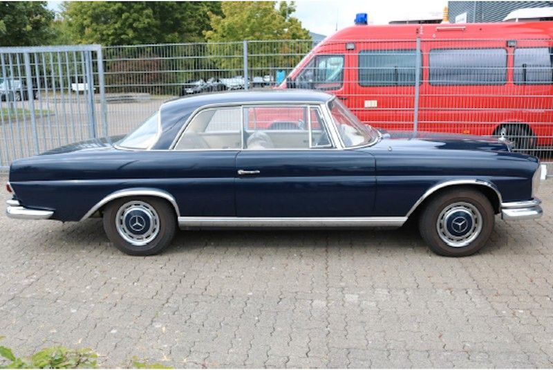 Mercedes-Benz 250 71.200 km 45.000 &euro; Barum 21357